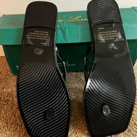 Lauren Lorraine/Tampa NWT Black and Silver Embellished sandals size 7 - Picture 3 of 5